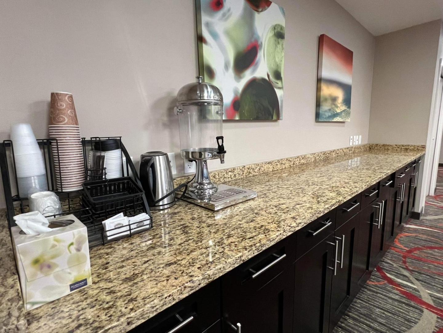 Chateau Inn & Suites Bonnyville Dış mekan fotoğraf