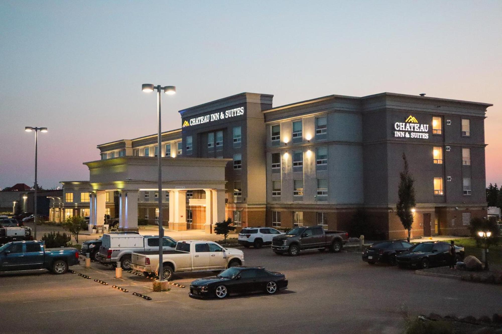 Chateau Inn & Suites Bonnyville Dış mekan fotoğraf