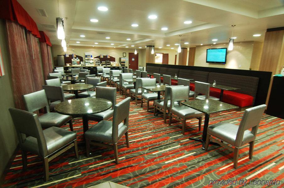 Chateau Inn & Suites Bonnyville Dış mekan fotoğraf