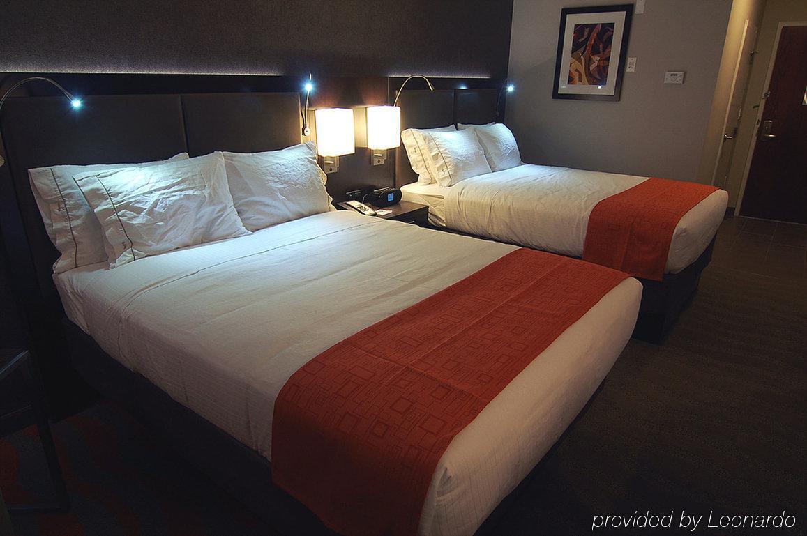 Chateau Inn & Suites Bonnyville Dış mekan fotoğraf