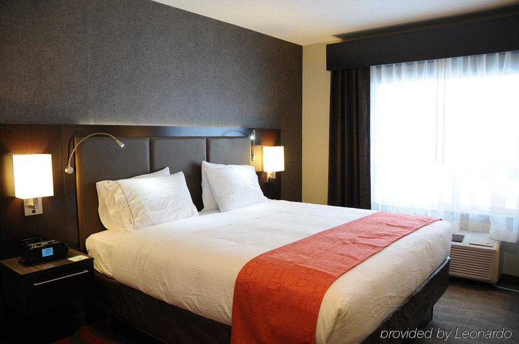 Chateau Inn & Suites Bonnyville Dış mekan fotoğraf